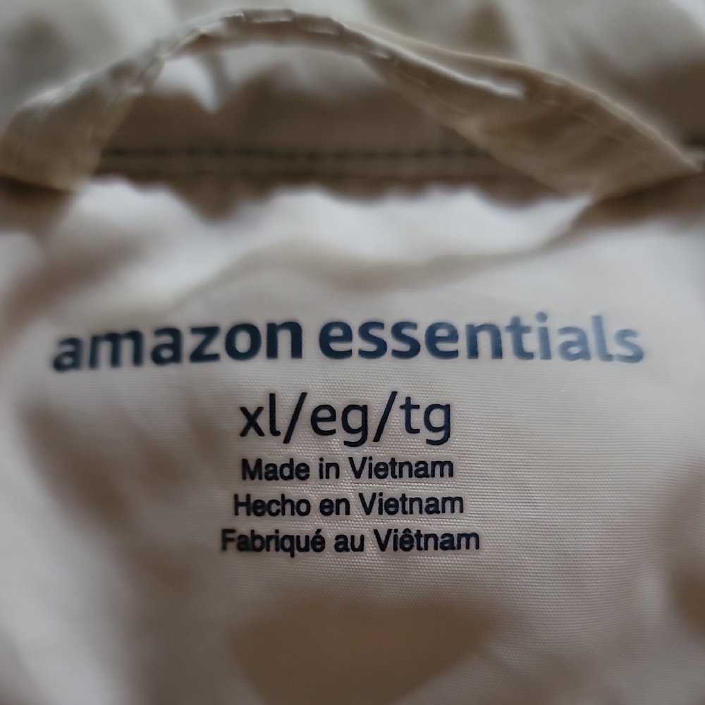 Amazon Essentials Tan Puffer Jacket Lightweight Q… - image 3